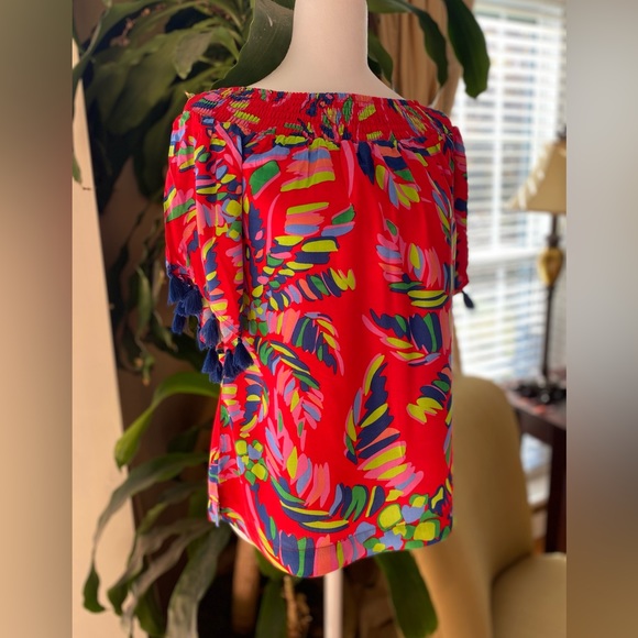 Escapada Living Tasseled Tropical top - Picture 2 of 11